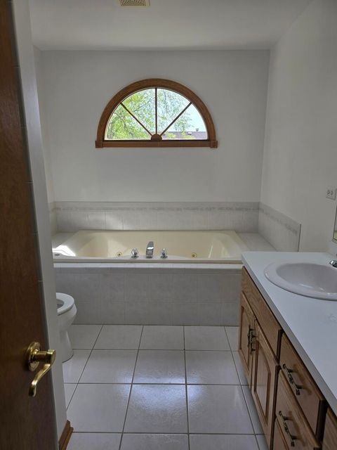 Tiny photo for 8413 Brookside Glen Drive, Tinley Park, IL 60487 (MLS # 12634271)