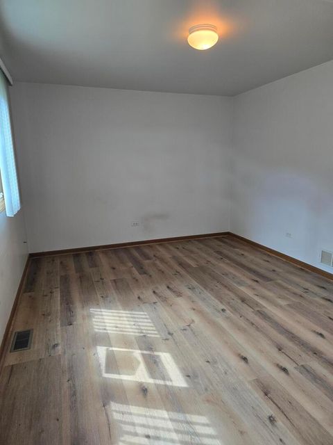 Tiny photo for 8413 Brookside Glen Drive, Tinley Park, IL 60487 (MLS # 12634271)