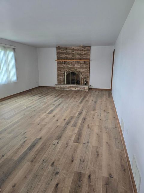Tiny photo for 8413 Brookside Glen Drive, Tinley Park, IL 60487 (MLS # 12634271)