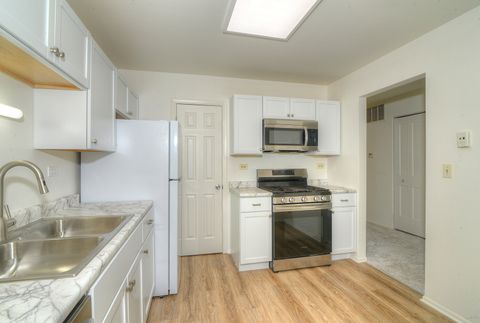 Tiny photo for 600 Eastveiw Court #X1, Schaumburg, IL 60193 (MLS # 12431505)