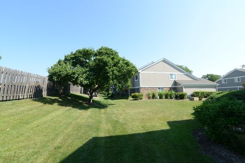 Tiny photo for 600 Eastveiw Court #X1, Schaumburg, IL 60193 (MLS # 12431505)