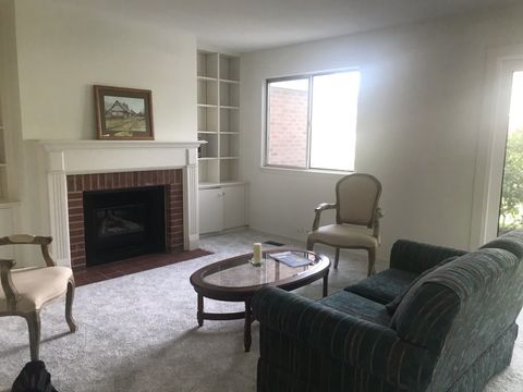 Tiny photo for 600 Eastveiw Court #X1, Schaumburg, IL 60193 (MLS # 12431505)