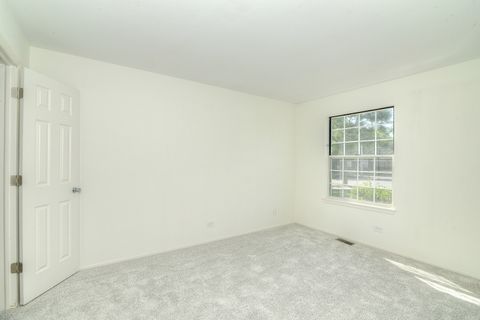 Tiny photo for 600 Eastveiw Court #X1, Schaumburg, IL 60193 (MLS # 12431505)