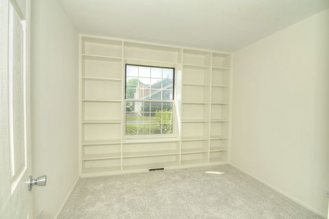 Tiny photo for 600 Eastveiw Court #X1, Schaumburg, IL 60193 (MLS # 12431505)