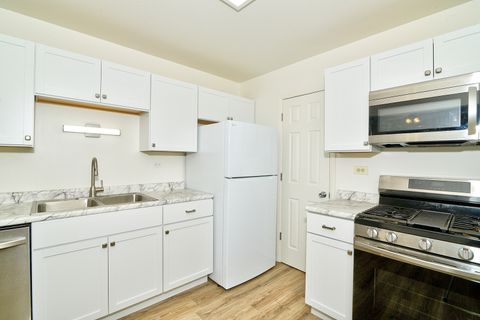 Tiny photo for 600 Eastveiw Court #X1, Schaumburg, IL 60193 (MLS # 12431505)