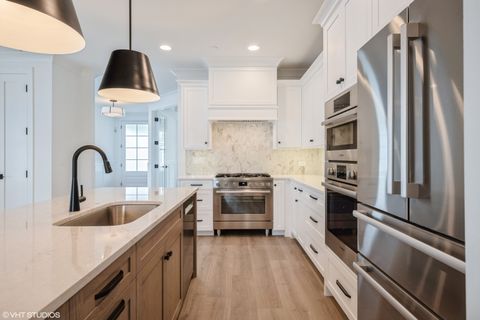 Tiny photo for 2522 HIDDEN OAK (LOT 7) Circle, Highland Park, IL 60035 (MLS # 12262003)