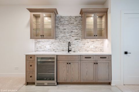 Tiny photo for 2522 HIDDEN OAK (LOT 7) Circle, Highland Park, IL 60035 (MLS # 12262003)