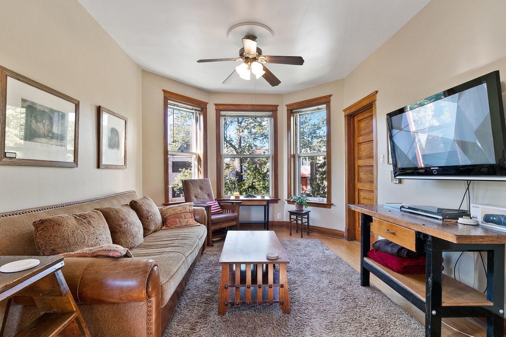 1821 N Sawyer Avenue 2