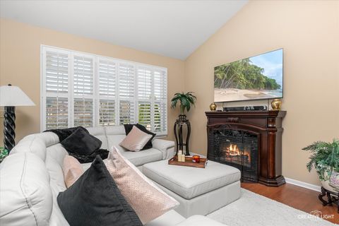 Tiny photo for 4071 Chesapeake Lane, Naperville, IL 60564 (MLS # 12613809)