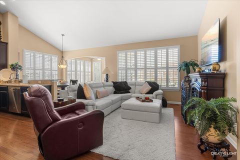 Tiny photo for 4071 Chesapeake Lane, Naperville, IL 60564 (MLS # 12613809)