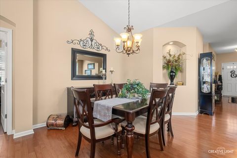 Tiny photo for 4071 Chesapeake Lane, Naperville, IL 60564 (MLS # 12613809)