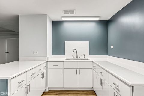 Tiny photo for 3150 N Lake Shore Drive #29F, Chicago, IL 60657 (MLS # 12433603)