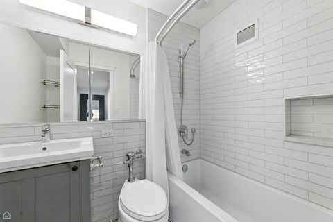 Tiny photo for 3150 N Lake Shore Drive #29F, Chicago, IL 60657 (MLS # 12433603)