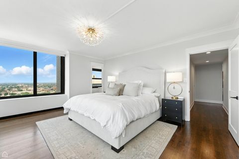Tiny photo for 3150 N Lake Shore Drive #29F, Chicago, IL 60657 (MLS # 12433603)
