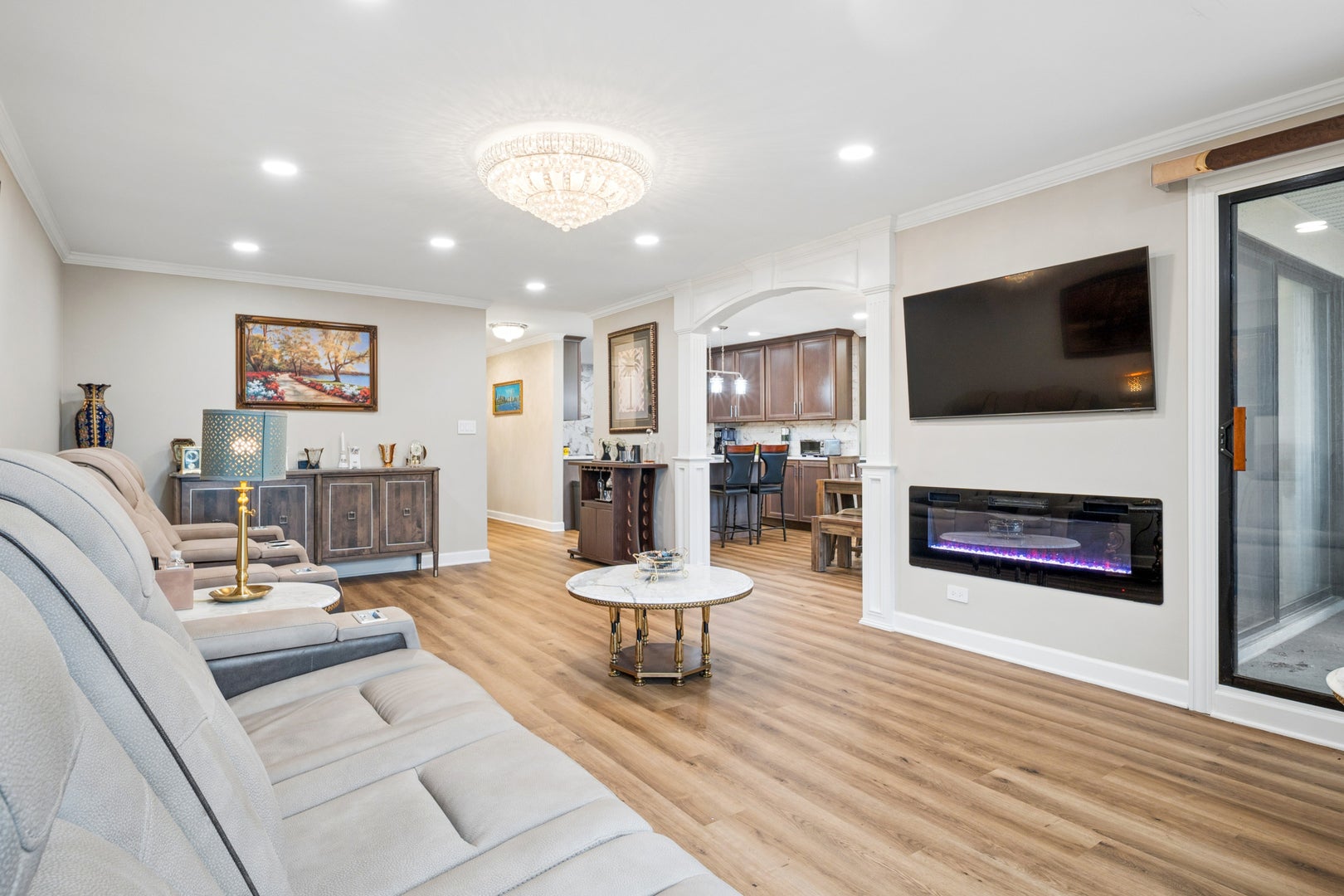 453 Raintree Drive 3P
