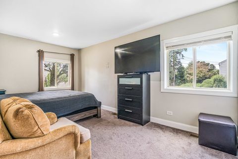 Tiny photo for 23W662 Irving Park Road, Roselle, IL 60172 (MLS # 12396594)