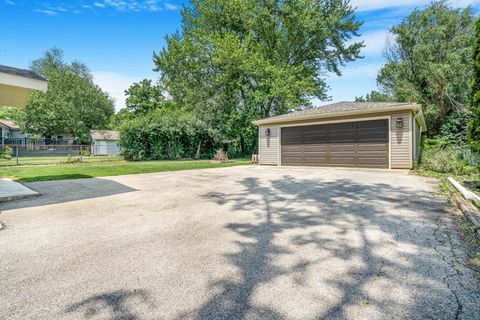 Tiny photo for 23W662 Irving Park Road, Roselle, IL 60172 (MLS # 12396594)