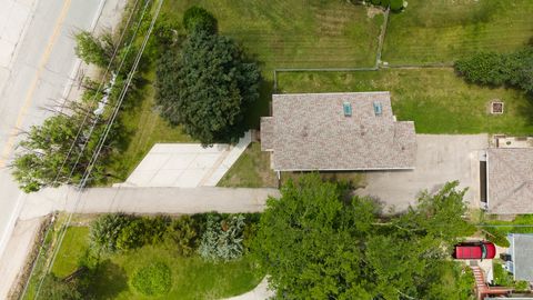 Tiny photo for 23W662 Irving Park Road, Roselle, IL 60172 (MLS # 12396594)