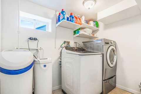 Tiny photo for 23W662 Irving Park Road, Roselle, IL 60172 (MLS # 12396594)