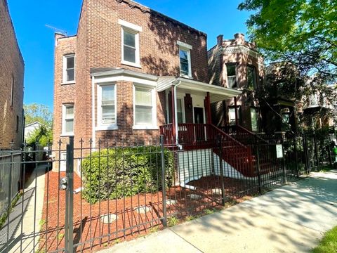 1426 N Central Park Avenue Chicago IL 60651