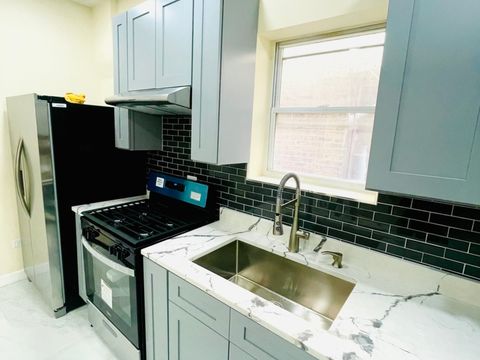 Tiny photo for 1426 N Central Park Avenue, Chicago, IL 60651 (MLS # 12377453)