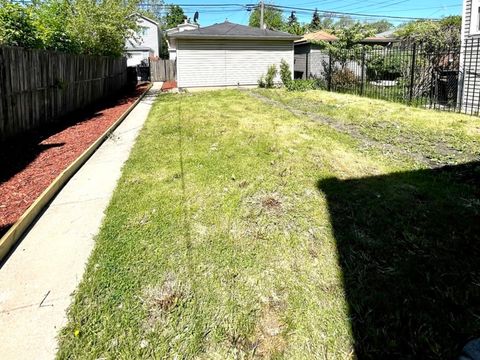 Tiny photo for 1426 N Central Park Avenue, Chicago, IL 60651 (MLS # 12377453)
