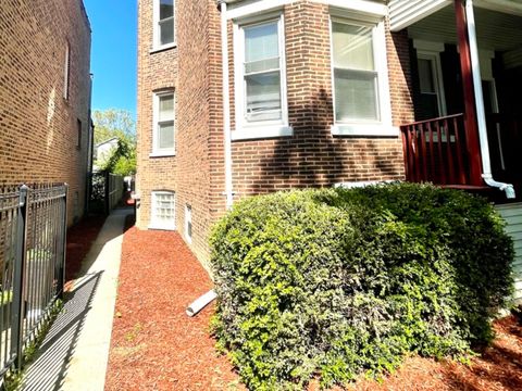Tiny photo for 1426 N Central Park Avenue, Chicago, IL 60651 (MLS # 12377453)