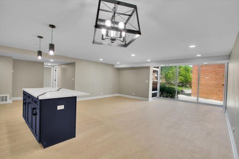 Tiny photo for 1301 N Western Avenue #134, Lake Forest, IL 60045 (MLS # 12643072)