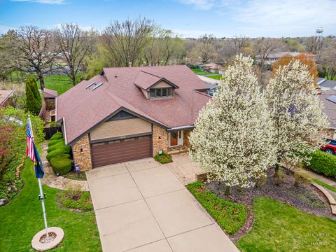 Photo of 305 N Dale Avenue, McHenry, IL 60050 (MLS # 12537529)