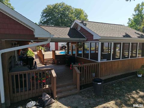 Tiny photo for 103 N GRAND Street, West Frankfort, IL 62896 (MLS # EB459780)