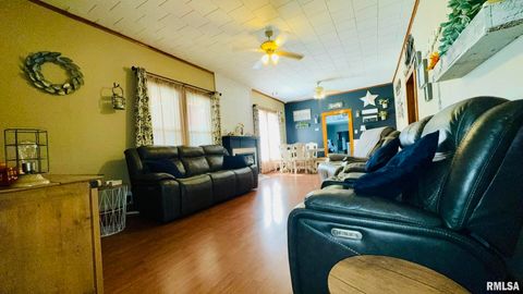 Tiny photo for 103 N GRAND Street, West Frankfort, IL 62896 (MLS # EB459780)