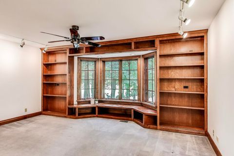 Tiny photo for 3706 Royal Fox Drive, St. Charles, IL 60174 (MLS # 12491792)