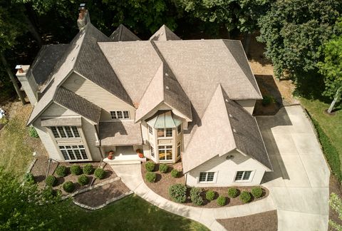 Tiny photo for 3706 Royal Fox Drive, St. Charles, IL 60174 (MLS # 12491792)