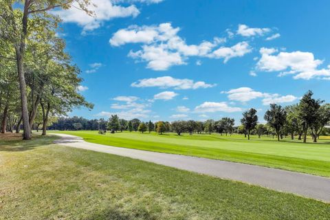 Tiny photo for 3706 Royal Fox Drive, St. Charles, IL 60174 (MLS # 12491792)