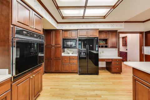 Tiny photo for 3706 Royal Fox Drive, St. Charles, IL 60174 (MLS # 12491792)