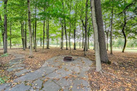Tiny photo for 3706 Royal Fox Drive, St. Charles, IL 60174 (MLS # 12491792)