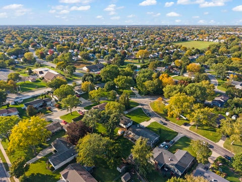 Tiny photo for 574 Cheyenne Trail, Carol Stream, IL 60188 (MLS # 12781430)