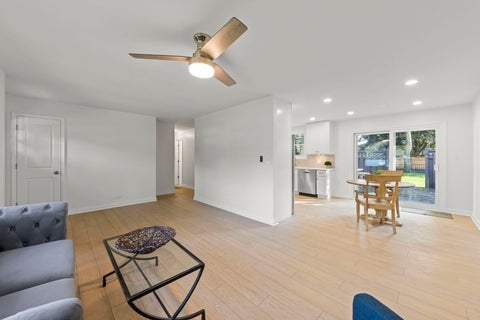 Tiny photo for 574 Cheyenne Trail, Carol Stream, IL 60188 (MLS # 12781430)