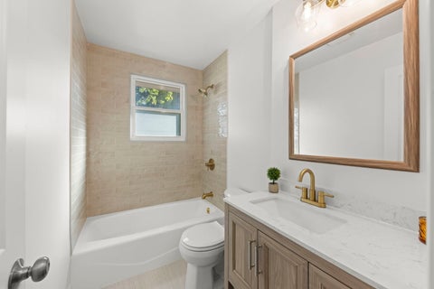 Tiny photo for 574 Cheyenne Trail, Carol Stream, IL 60188 (MLS # 12781430)
