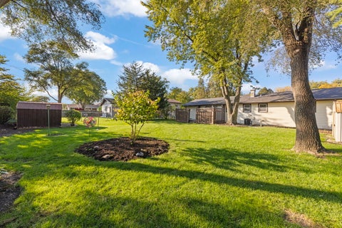 Tiny photo for 574 Cheyenne Trail, Carol Stream, IL 60188 (MLS # 12781430)