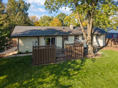 Tiny photo for 574 Cheyenne Trail, Carol Stream, IL 60188 (MLS # 12781430)
