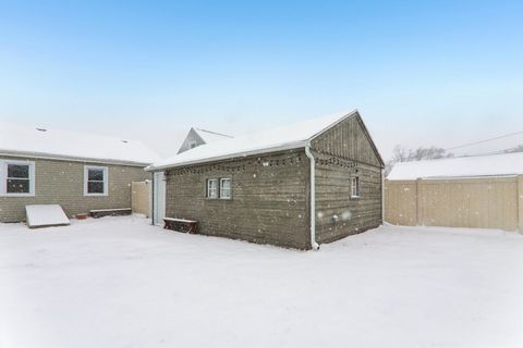 Tiny photo for 8033 Austin Avenue, Burbank, IL 60459 (MLS # 12525390)