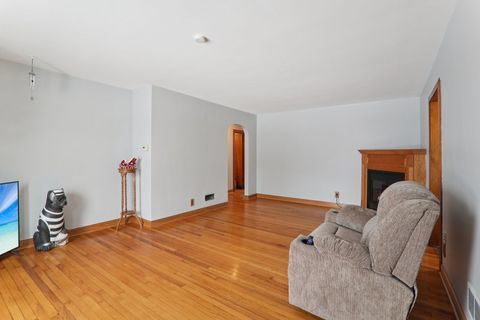 Tiny photo for 8033 Austin Avenue, Burbank, IL 60459 (MLS # 12525390)