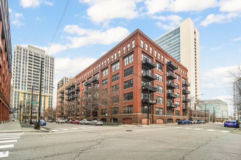 Photo of 520 W Huron Street #602, Chicago, IL 60654 (MLS # 12473182)