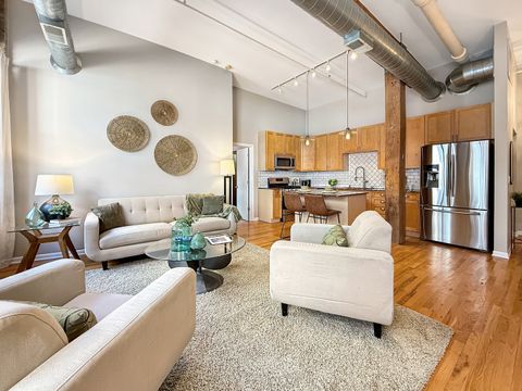 Tiny photo for 520 W Huron Street #602, Chicago, IL 60654 (MLS # 12473182)