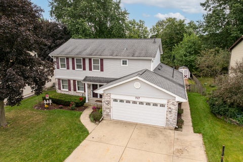 Tiny photo for 717 S Point Drive, Schaumburg, IL 60193 (MLS # 12783999)