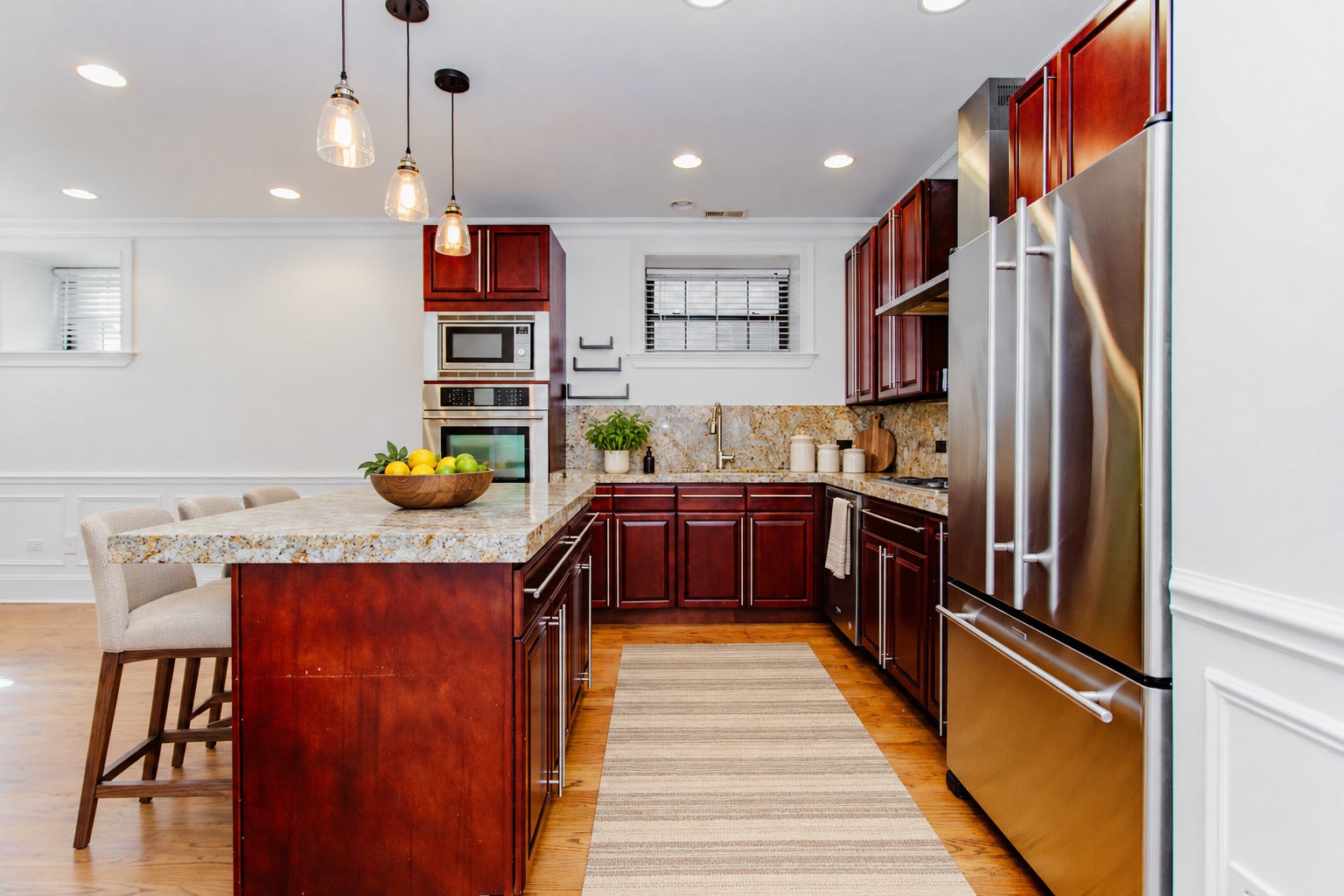 842 W Belle Plaine Avenue GW