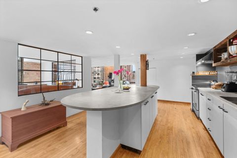 Tiny photo for 531 S Plymouth Court #602, Chicago, IL 60605 (MLS # 12399323)