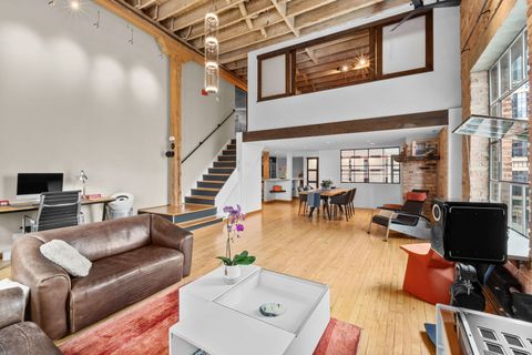 Tiny photo for 531 S Plymouth Court #602, Chicago, IL 60605 (MLS # 12399323)