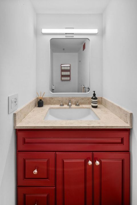 Tiny photo for 531 S Plymouth Court #602, Chicago, IL 60605 (MLS # 12399323)